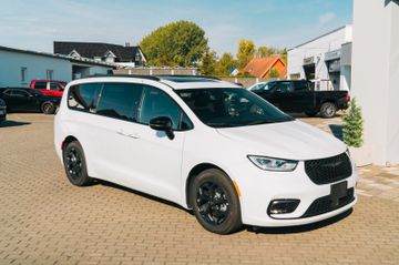 Pacifica PHEV Limited S 